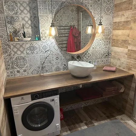 Luxusny Pod Karpatami * Bratislava